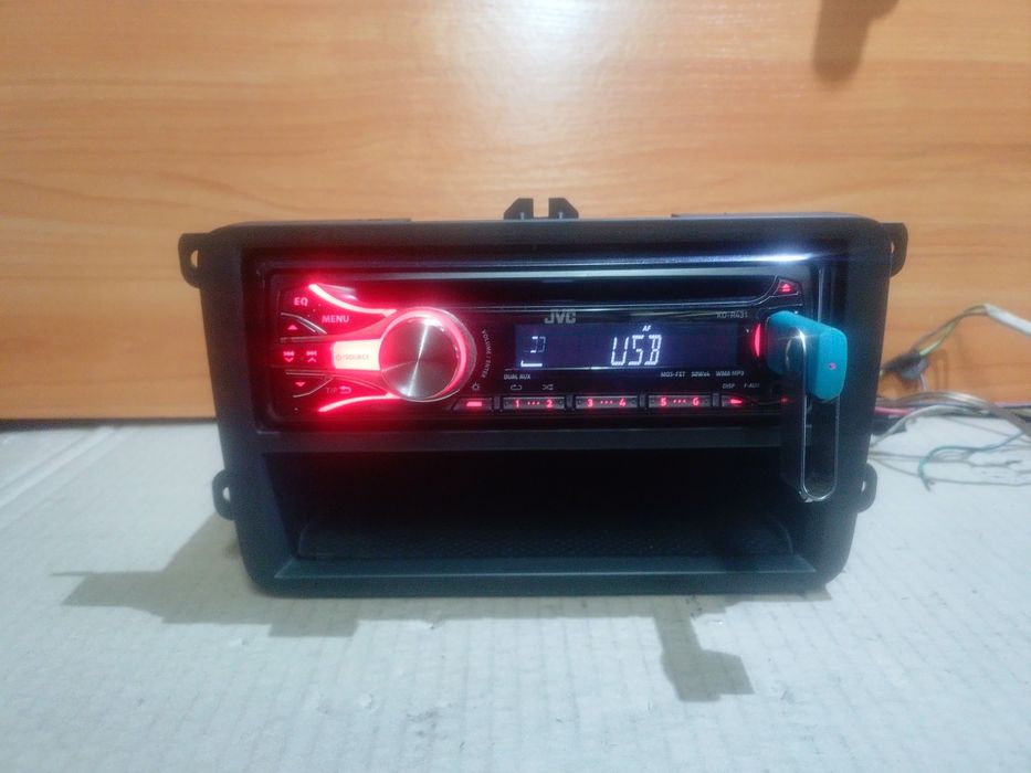 Автомагнітола JVC KD-R431 USB, AUX, CD