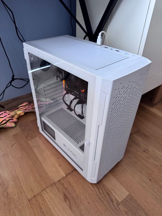 Komputer Ryzen 7 5700G / 16 GB RAM / Radeon Vega 8 / SSD 1 TB M.2