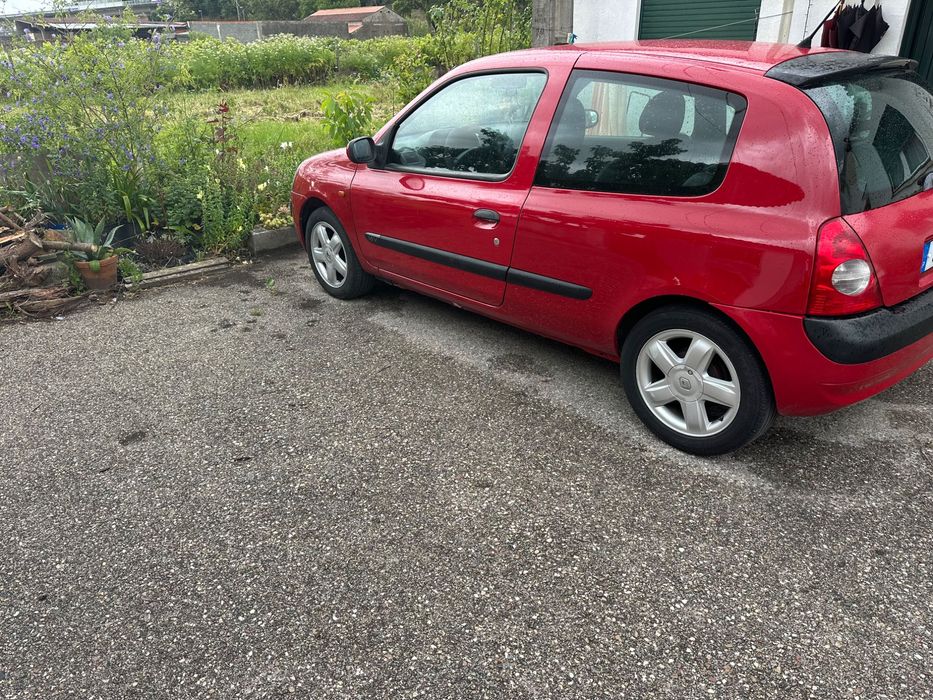 Vendo ou troco por moto 4 com matrícula