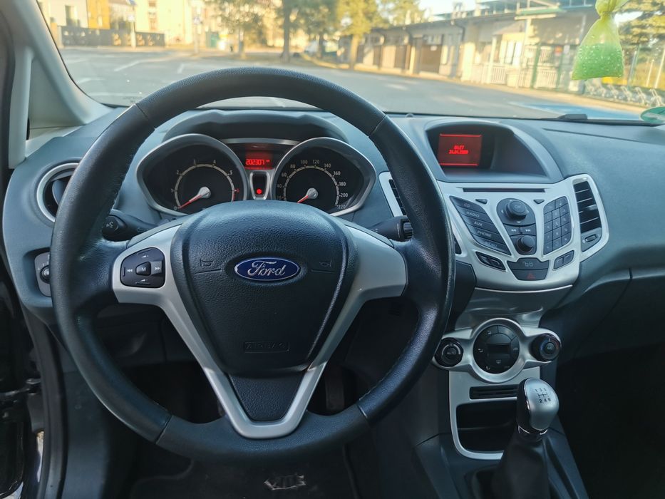Ford fiesta 1.4 benzyna 2009 Titanium