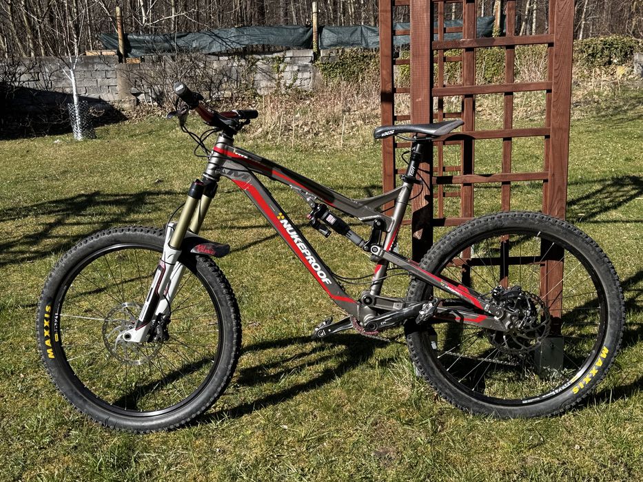 Nukeproof Mega AM L 26 enduro