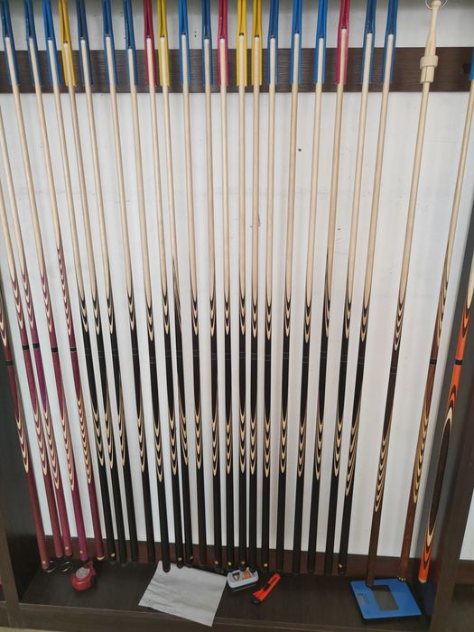 Кий ручной работы АртБильярд.Ремонт киёв,замена наклеек