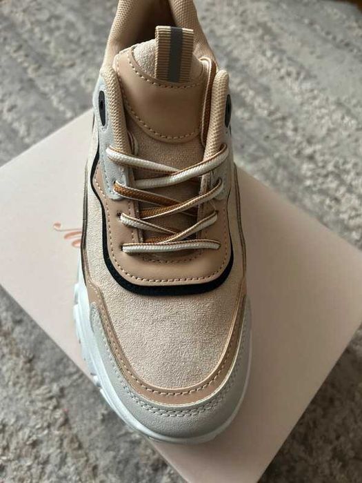 Damskie Adidasy Beżowe