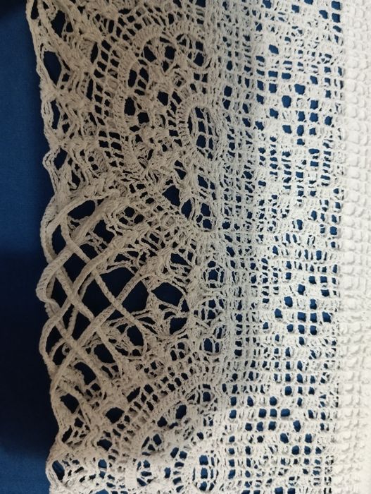 Наволочка с мереживом ручної роботи. 78/54 см.