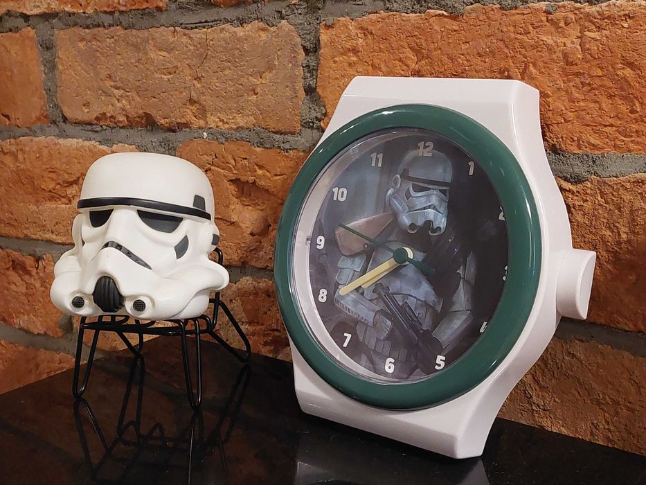 Zegar ścienny STAR WARS Gwiezdne Wojny Szturmowiec ZEON STAR453/RI org