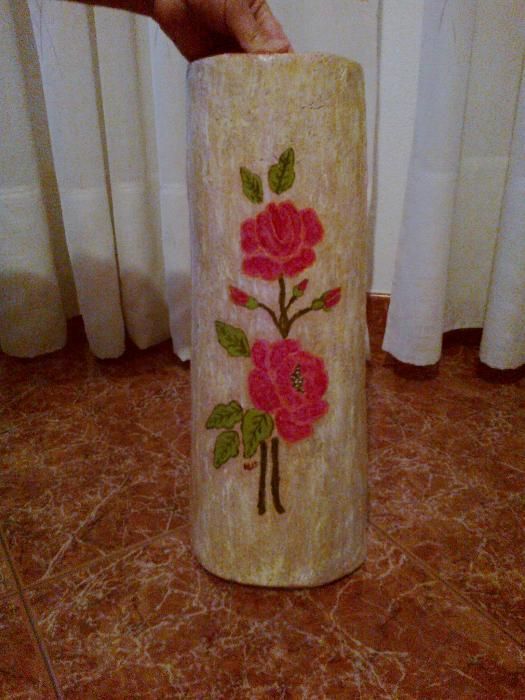 Telha decorativa pintada à mão