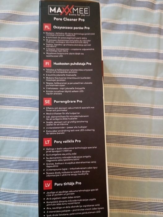 Prożniowy oczyszczacz  porów PRO MAXXME