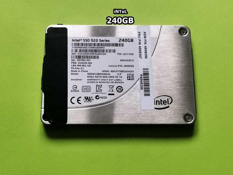 SSD 240GB  iNTeL