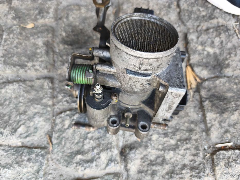 Distribuidor nissan micra K11  e corpo de admissão