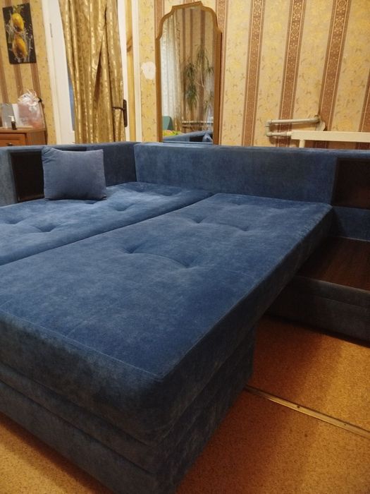 Продам диван раскладной. Ортопедический.Доставка