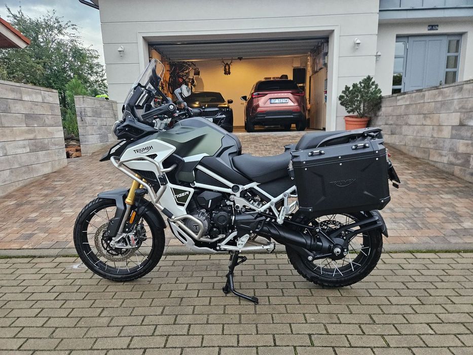 Triumph Tiger Wspaniały Triumph tiger rally explorer 1200