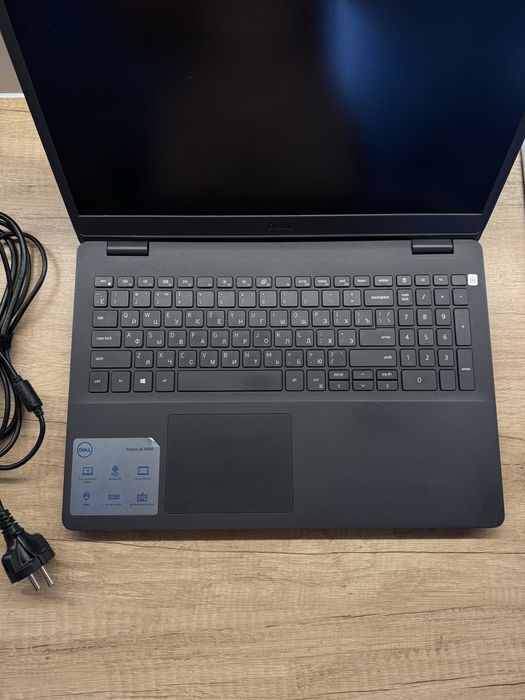 Laptop Dell Vostro 3500 | i5-11. Gen | 8GB R