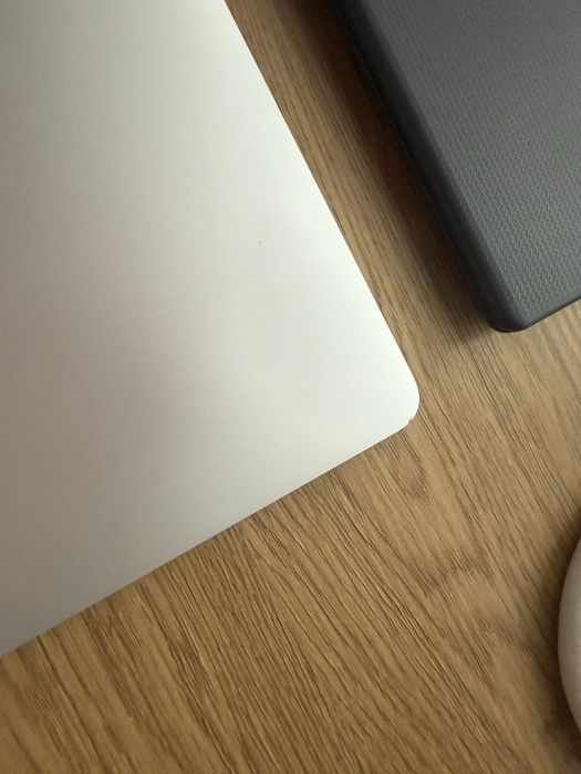 Nowa bateria MacBook Pro A1989 Intel core i7 16 GB RAM 512 GB SSD 18”