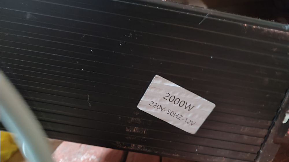Перетворювач 2000 w новий