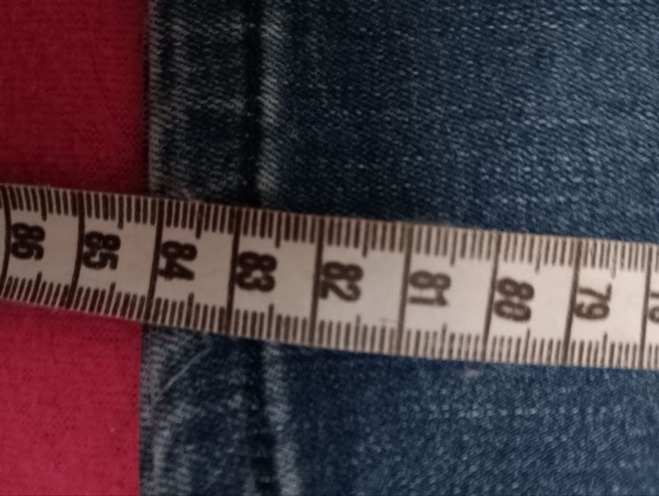 Джинси на дівчинку