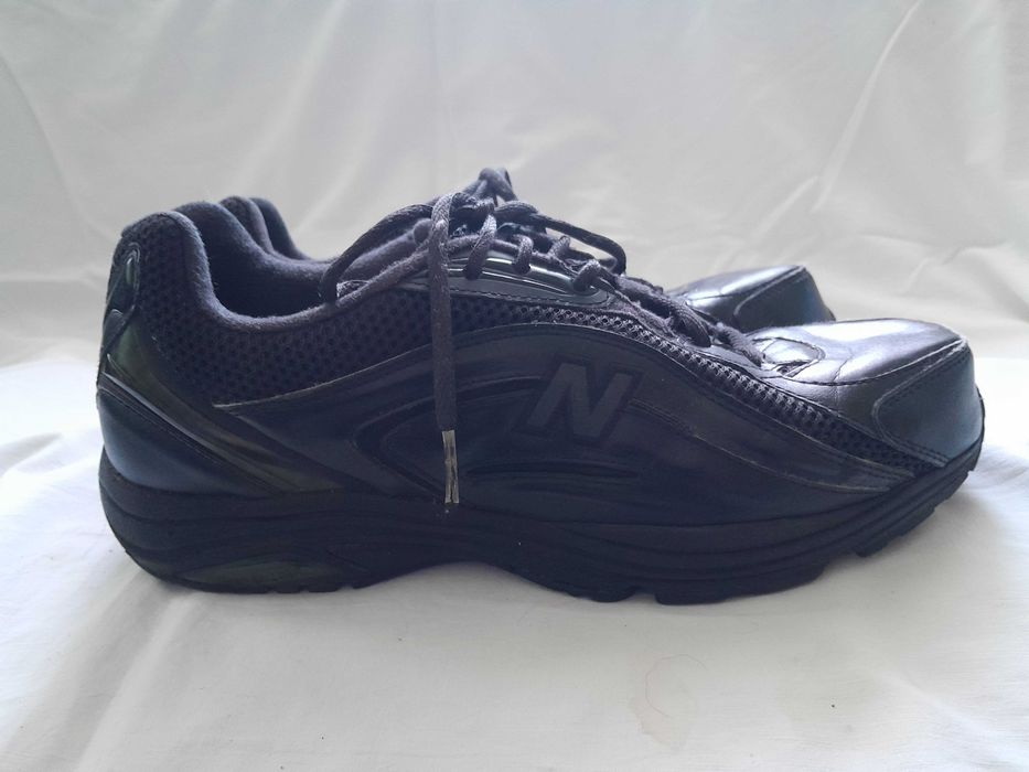 Sprzedam buty męskie New Balance  WM848BK