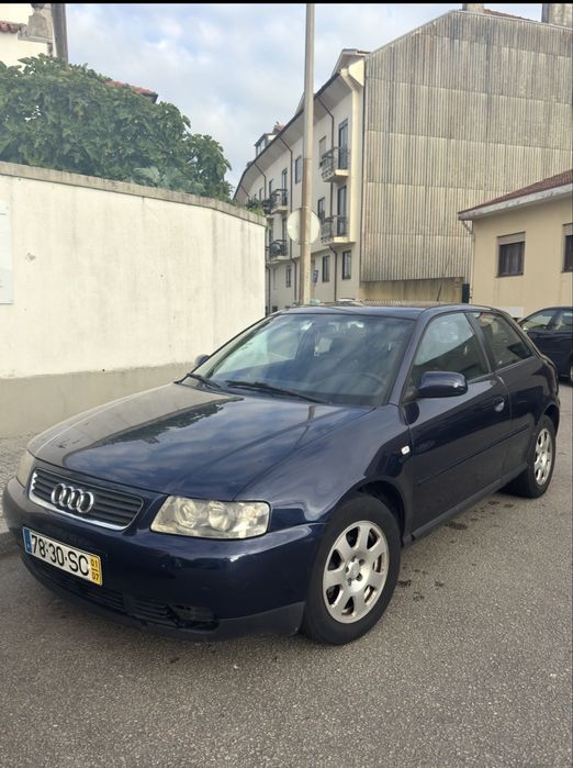 AUDI A3 1.6 GASOLINA • 102 CV • 3 PORTAS • 2001 •