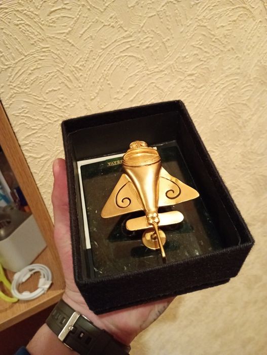 Продам колекційний літак