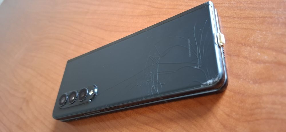 Samsung Galaxy Z Fold 3 5G + Samsung Galaxy Watch 5 PRO LTE