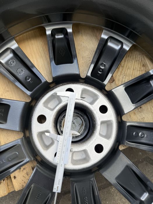 Felgi aluminiowe 18” Renault Nissan oryginał