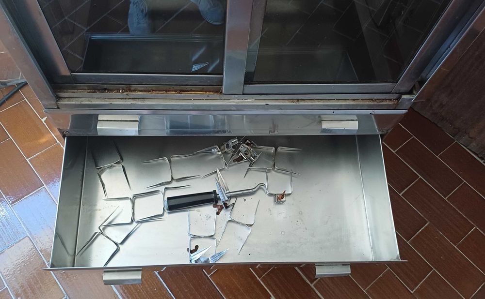 PARA DESOCUPAR - Máquina elétrica de assar frangos