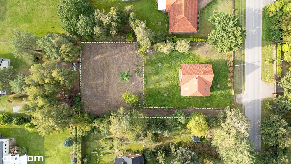 Działka budowlana spokojnej części Złotokłosu pod Warszawą. 900 m2