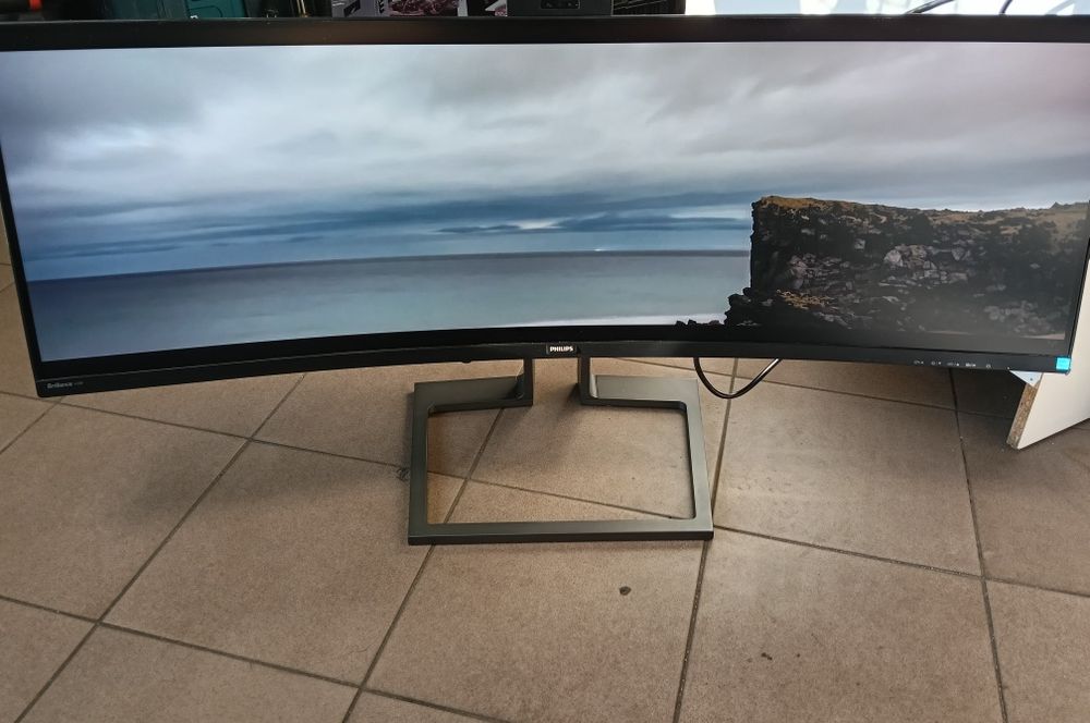 Philips LCD 439P9H/00 zakrzywiony 100Hz, SuperWide + 3xHDMI