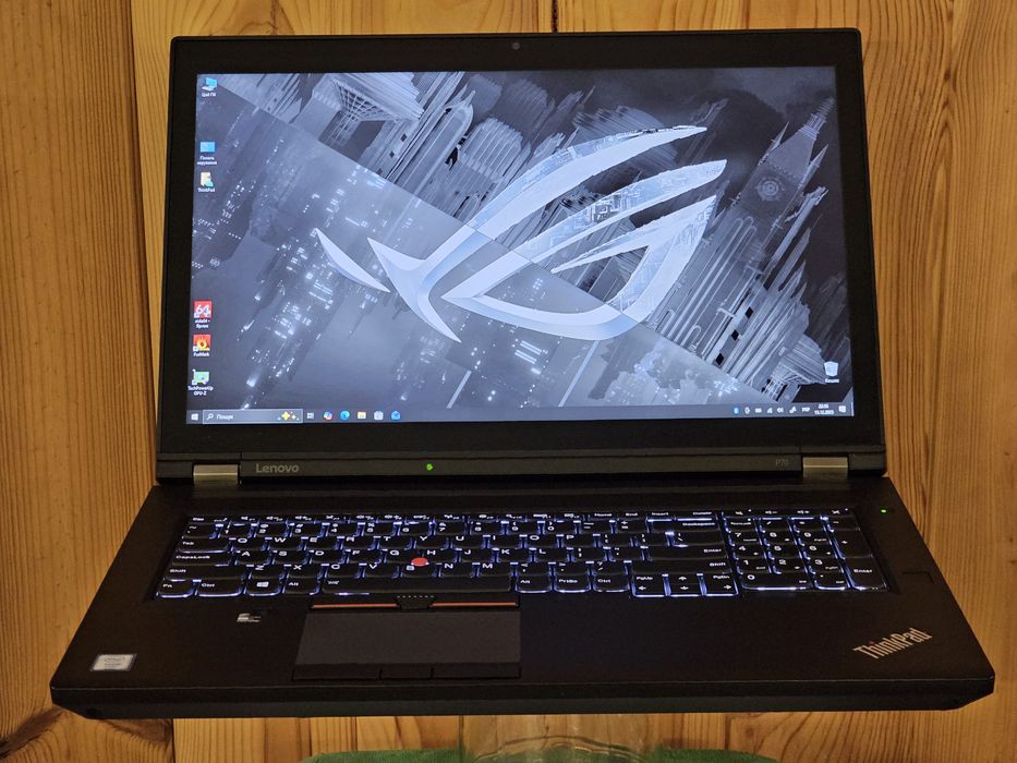 ThinkPad P70 17.3"/Xeon 3.7GHz/nVidia 4GB/RAM 32GB/SSD 256/HDD 1000GB