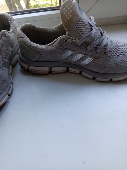 Кросівки чоловічі ADIDAS.