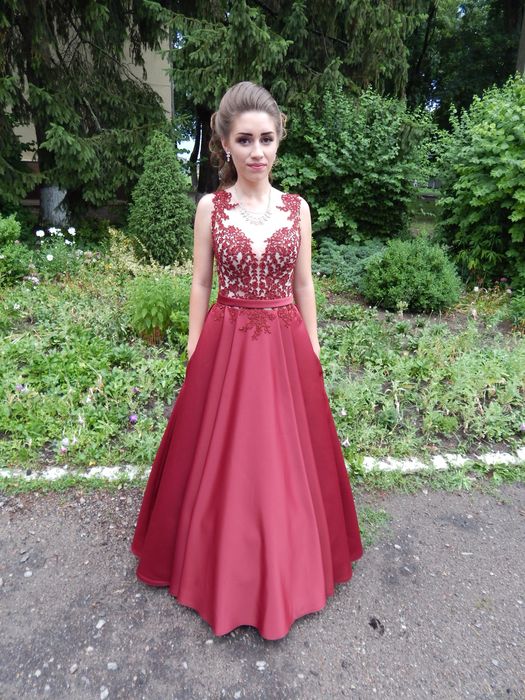 Продам випускну сукню