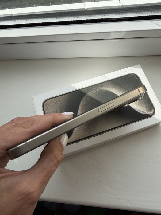 Iphone 15 pro titanium
