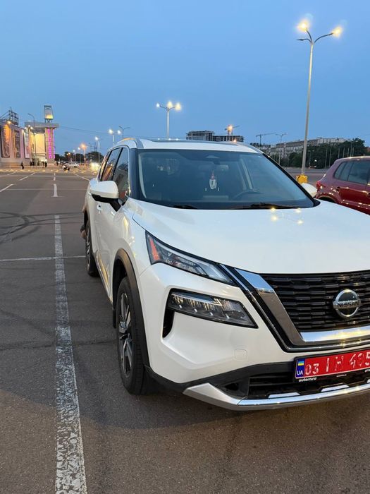 Nissan Rogue……..