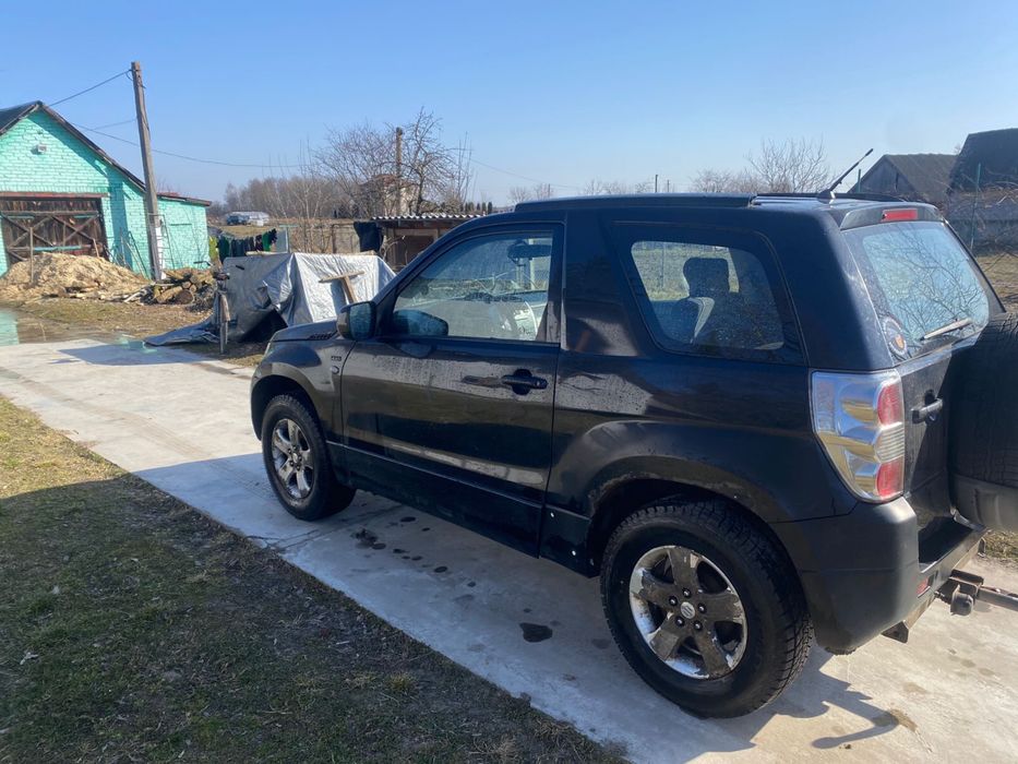 Автомобіль Suzuki Grand Vitara