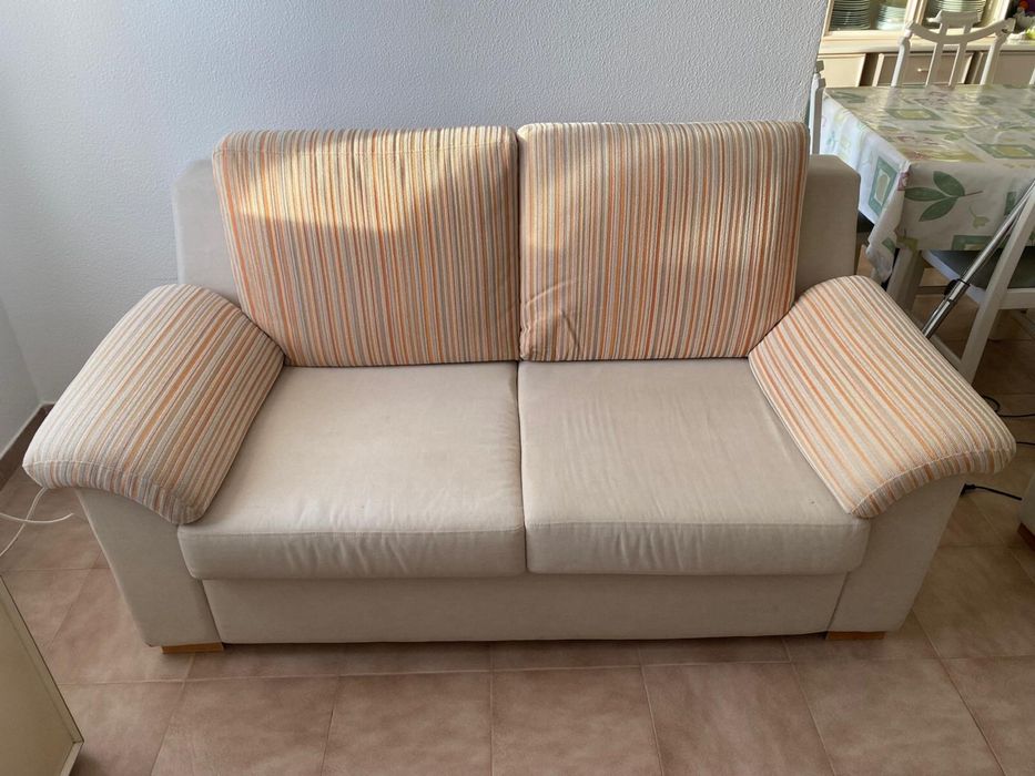 Sofá de dois lugares - duas unidades