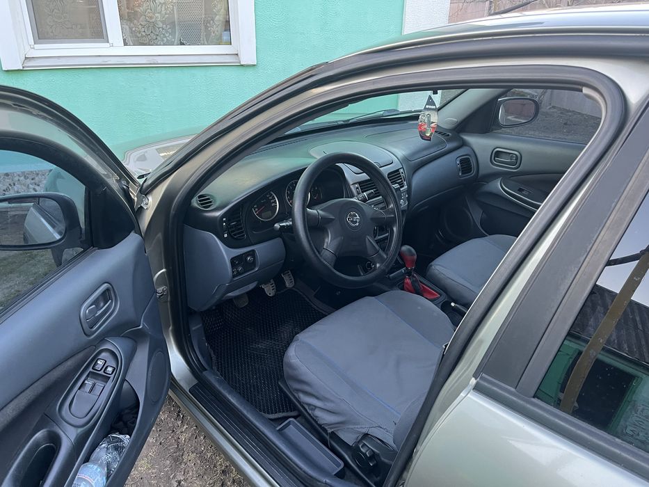 Продаи NISSAN ALMERA 2006 року