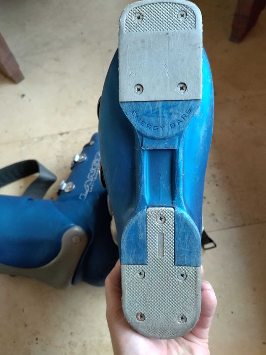 Buty narciarskie LANGE WORLD CUP F o stopniu sztywności 140, rozmiar 7