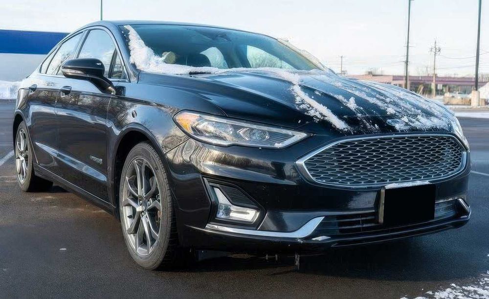 Ford Fusion Hybrid Titanium      2019