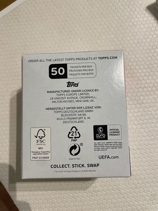 Caixa cromos fechada Topps Euro 2025 feminino