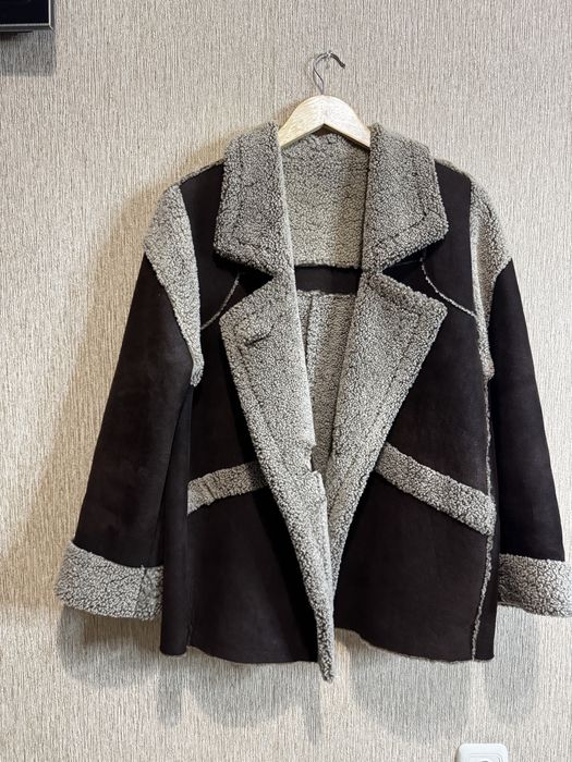 стильна , легка натуральна дублянка з баранячої шкіри, цегейки