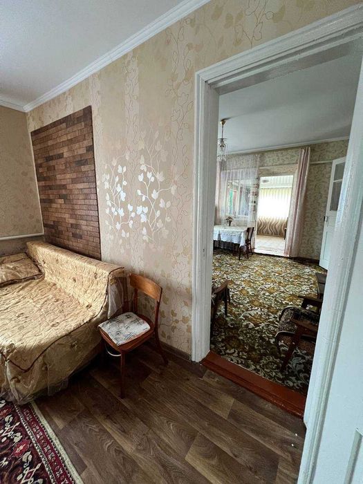 Продаж 1п будинку з ділянкою 36 соток в с.Садове