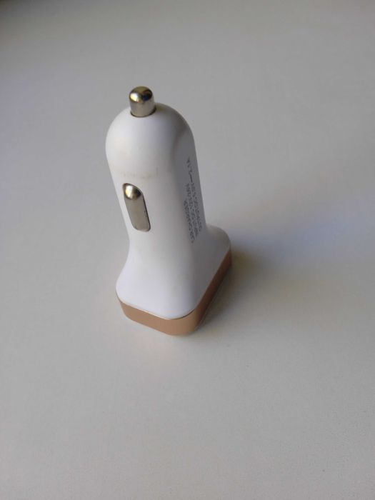 автомобильное зарядное устройство USB