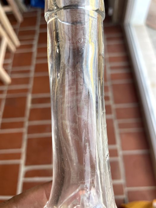 Garrafa de Licor em forma de cistre dos anos 50 com técnica semi-industrial