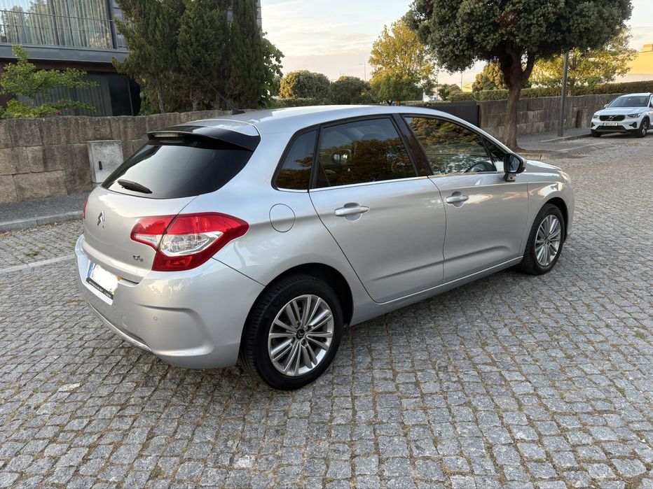 Citroën C4 1.6 HDi Automático – 2011