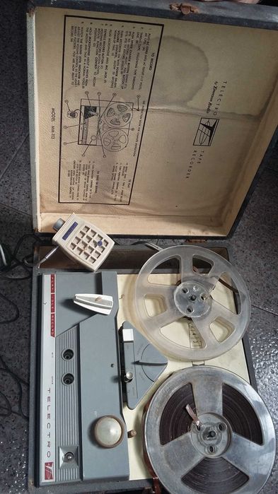 Vintage Tape Recorder (1960)