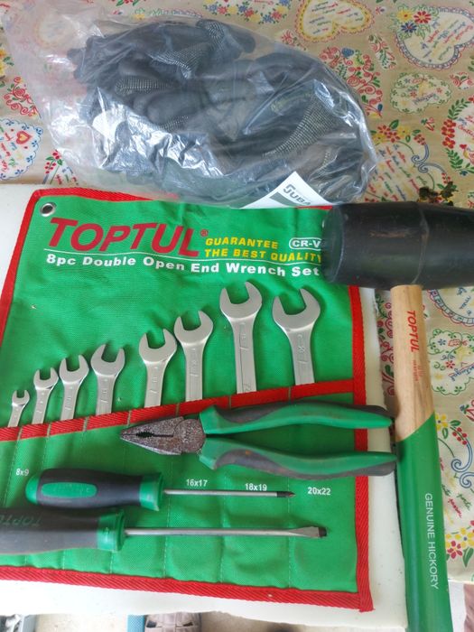 1 conjunto de Chaves de bocas marca toptul novo