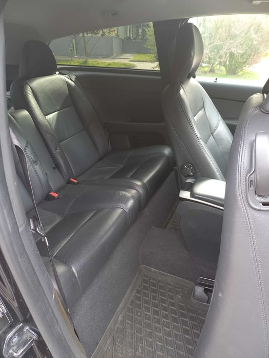 продам автомобіль Volvo C30