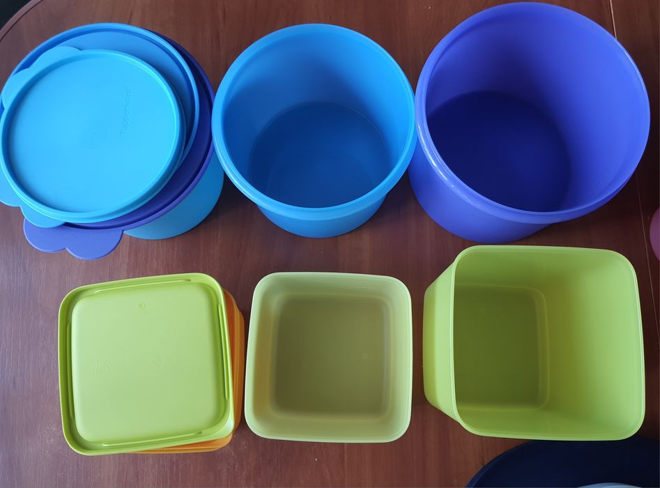 Набір посуду Tupperware