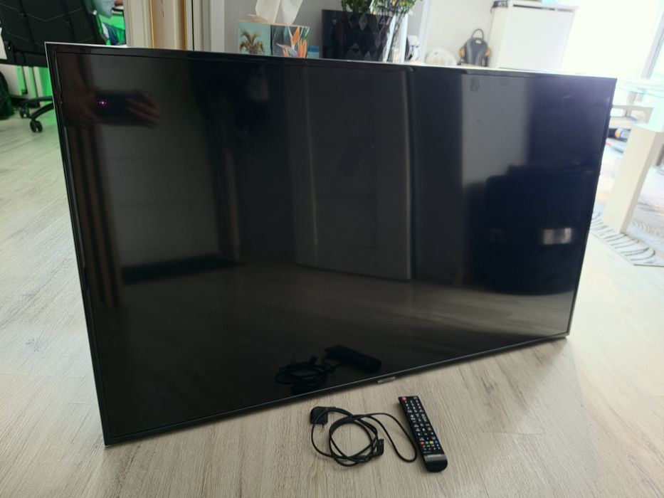 Telewizor Samsung 50 cali UE50NU7092