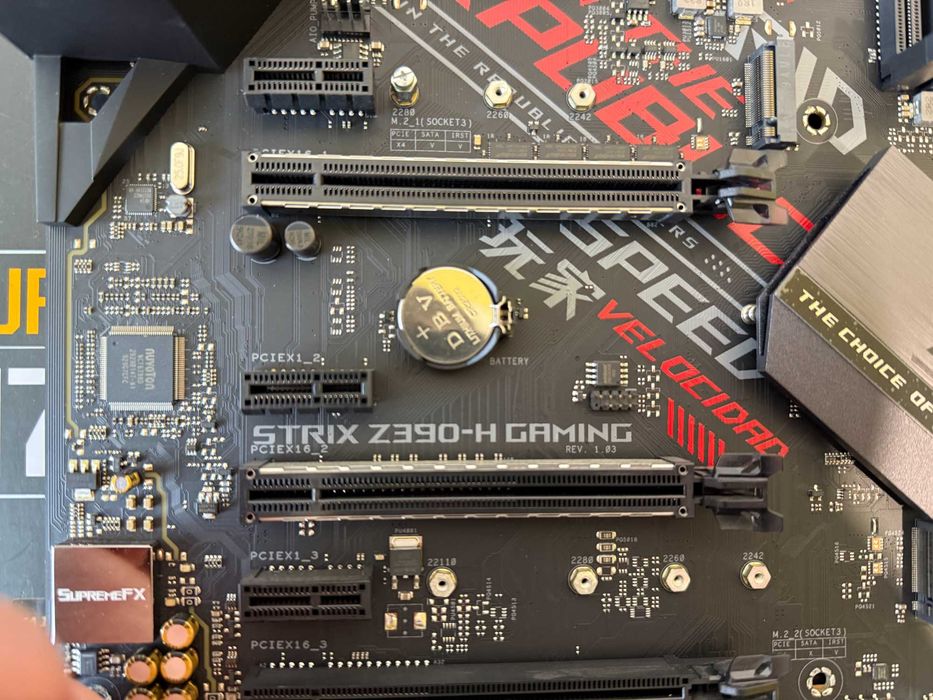 i7 9700K ASUS ROG STRIX Z390-F メモリセット ASUS ROG STRIX Z390-F GAMING i7-9700k 【公式通販】