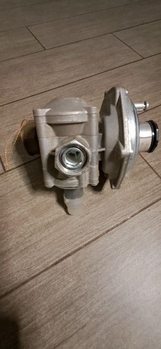 Регулятор тиску газу